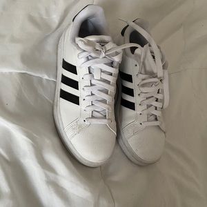Adidas size 7 US